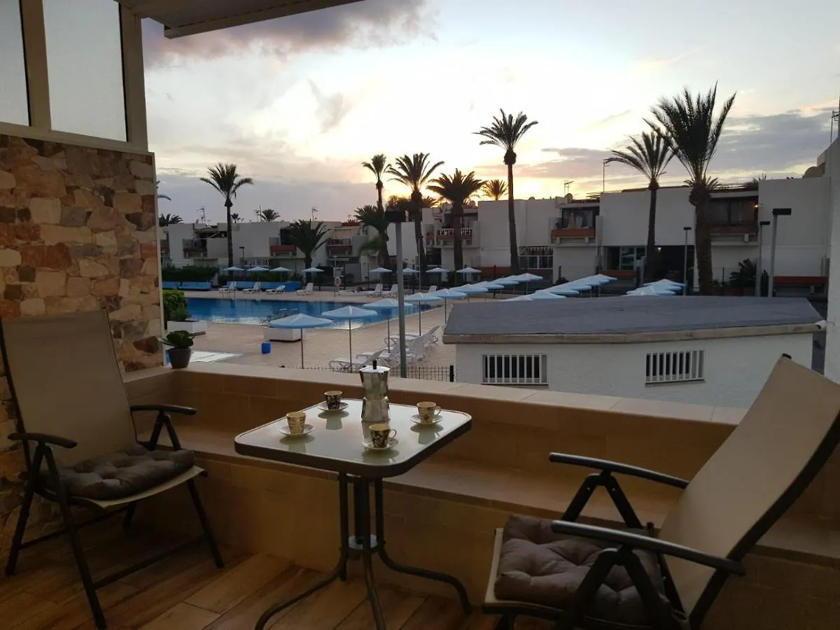 Family Comfortable Apartment Arona